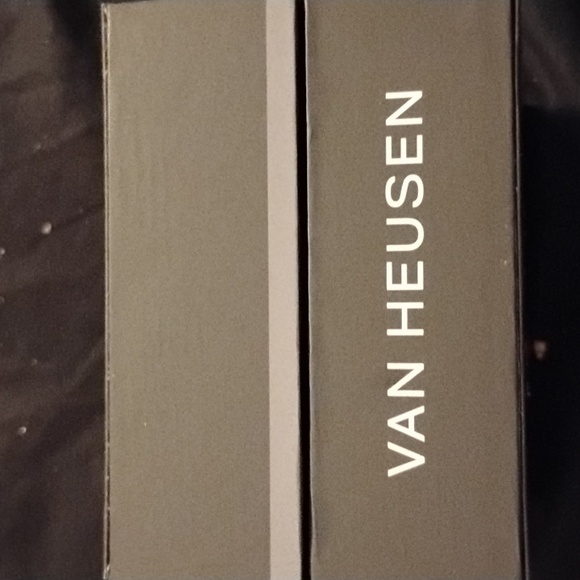 Van Heusen Men's watch fully banded strap on brown blue silver any size os - Picture 4 of 9